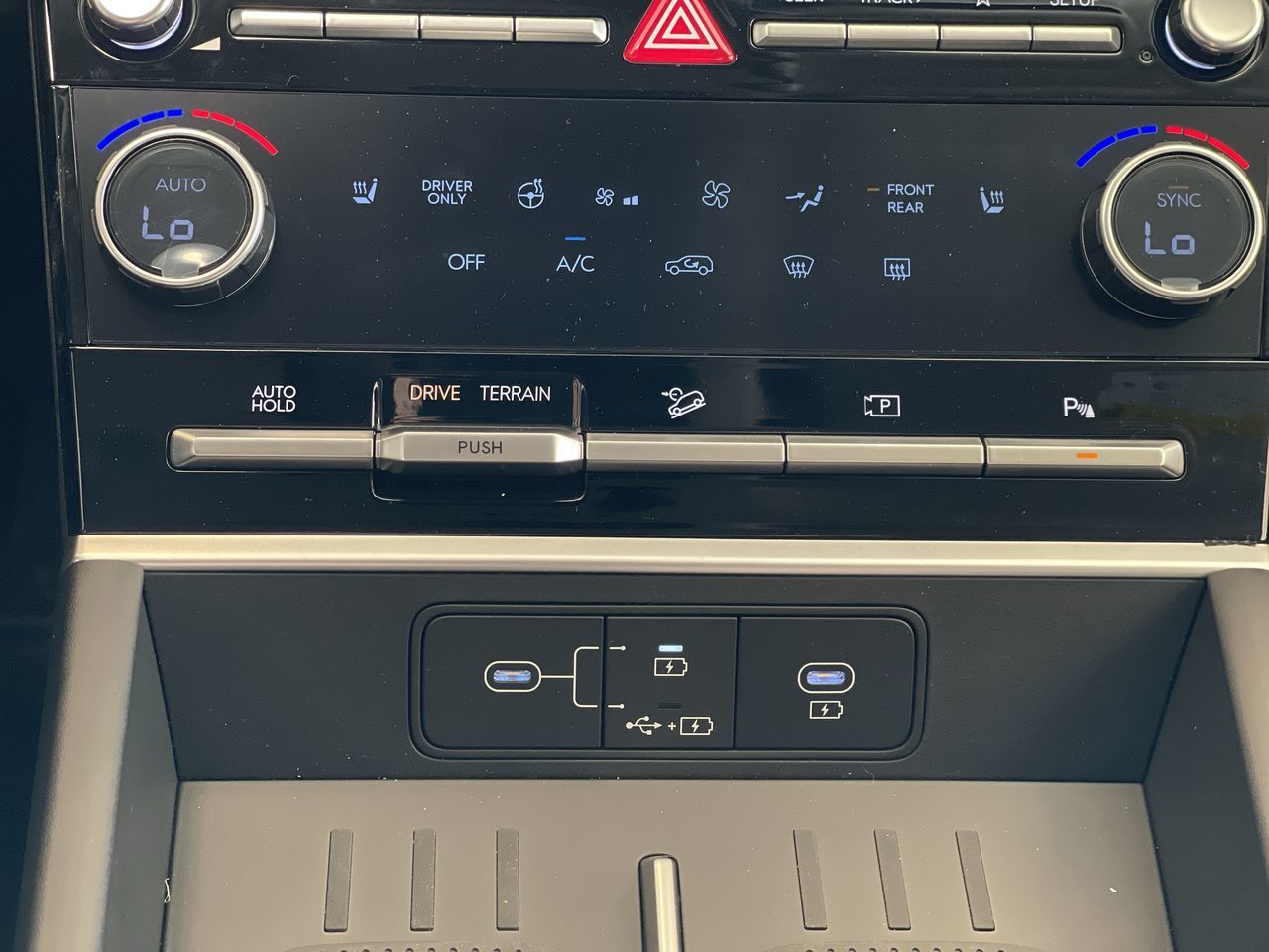 2025 Hyundai Santa Fe Hybrid in Regina, Saskatchewan