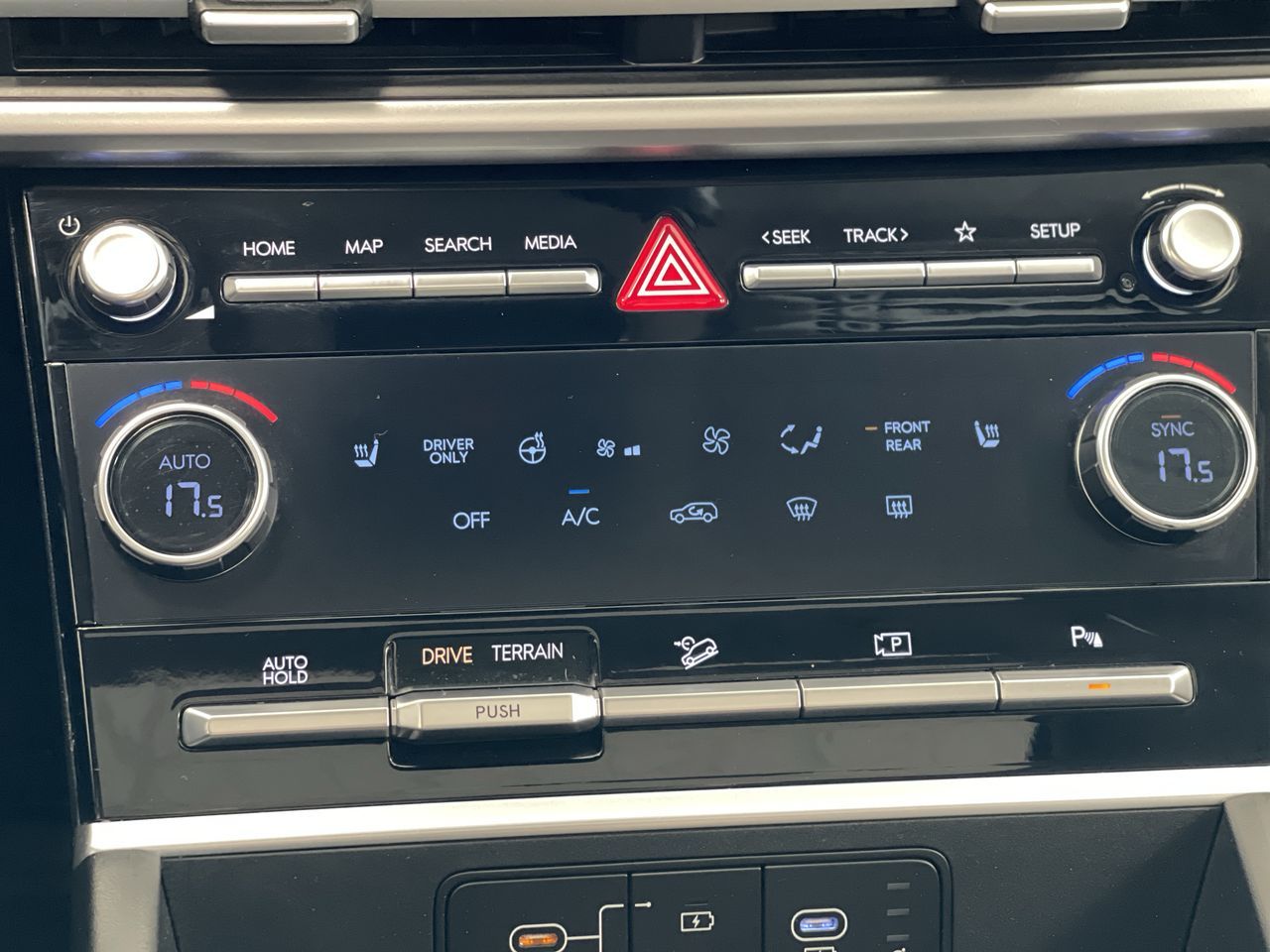 2025 Hyundai Santa Fe Hybrid
