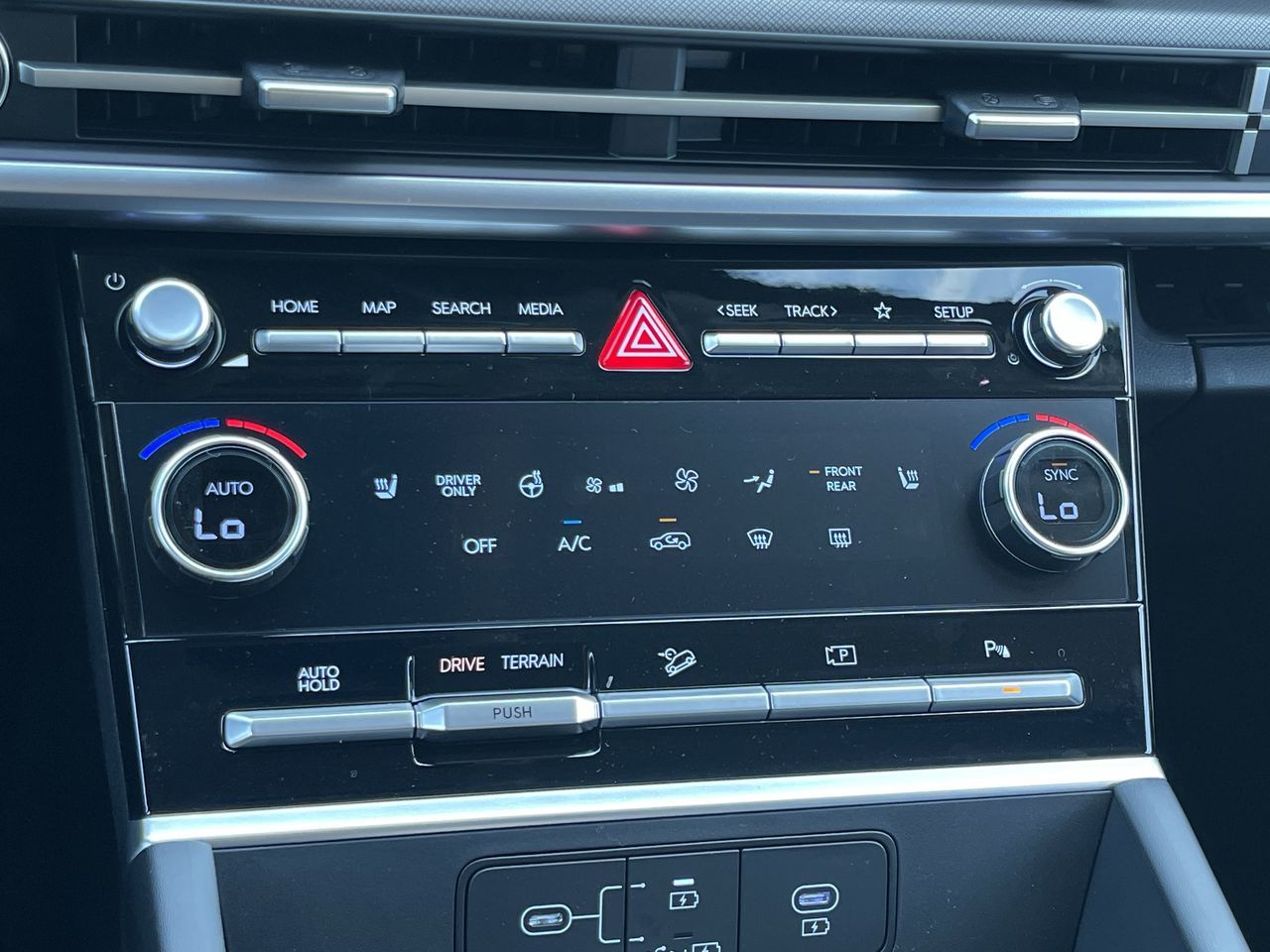 2026 Hyundai Santa Fe Hybrid in Regina, Saskatchewan