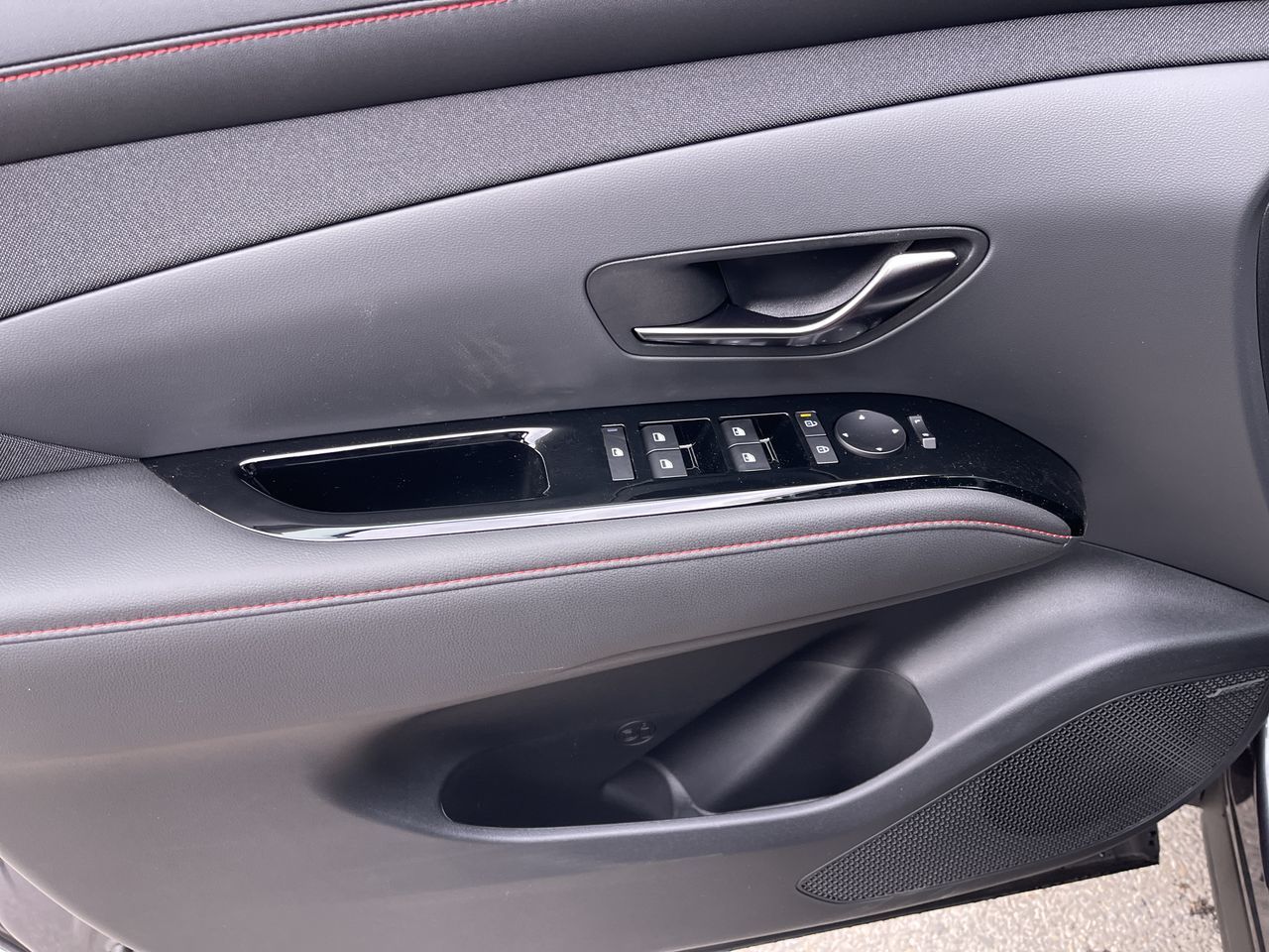 2025 Hyundai Tucson Hybrid