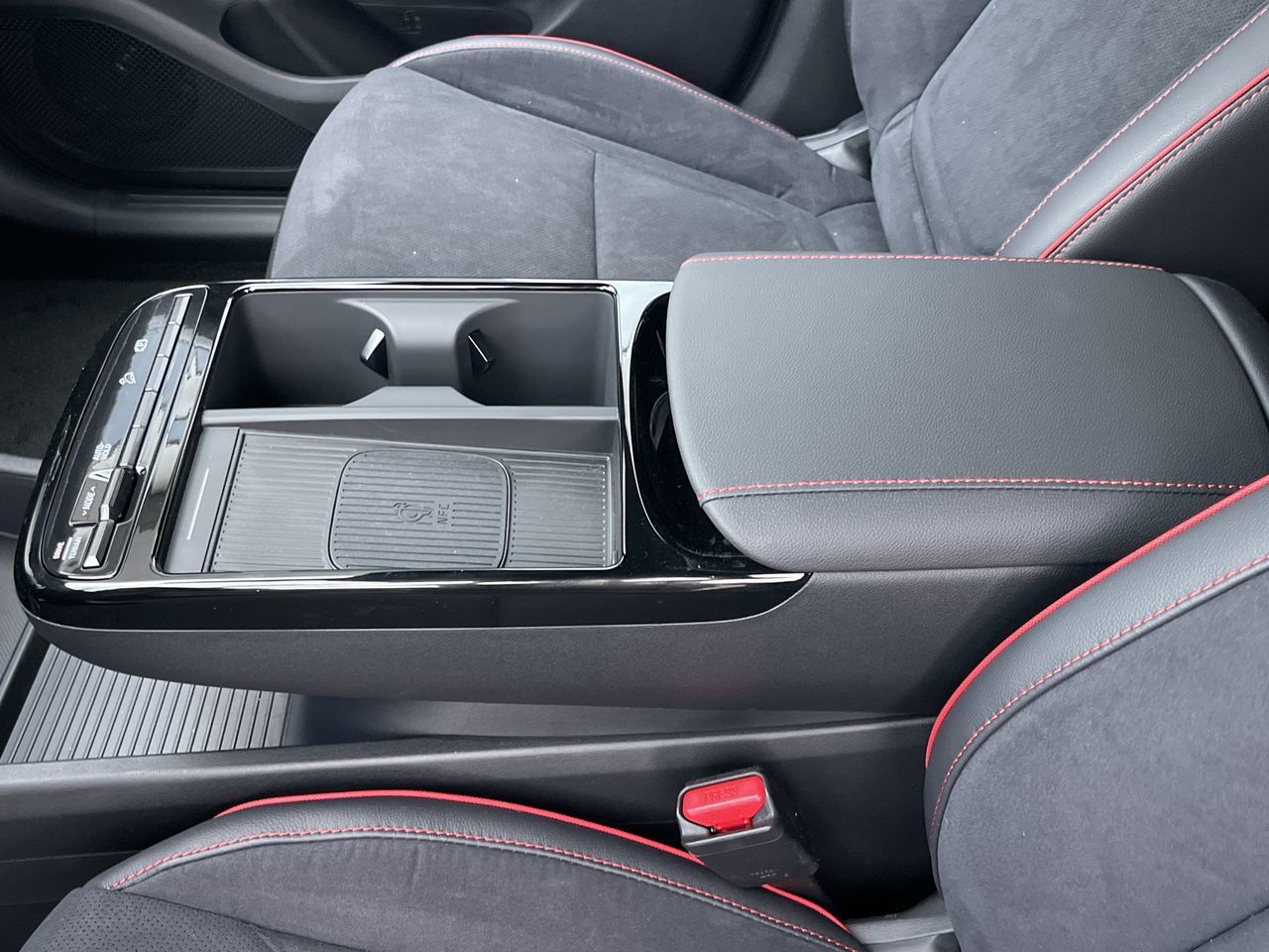 2025 Hyundai Tucson Hybrid