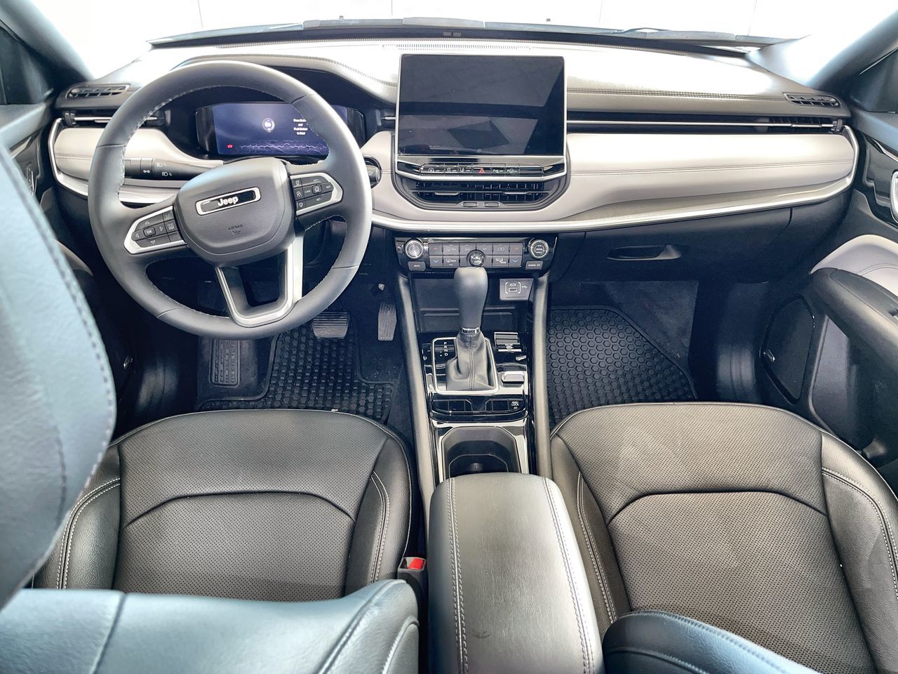 2025 Jeep Compass in Regina, Saskatchewan