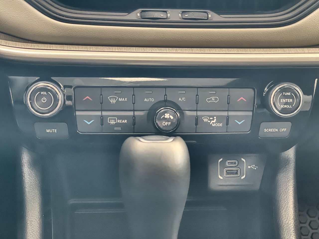 2025 Jeep Compass in Regina, Saskatchewan