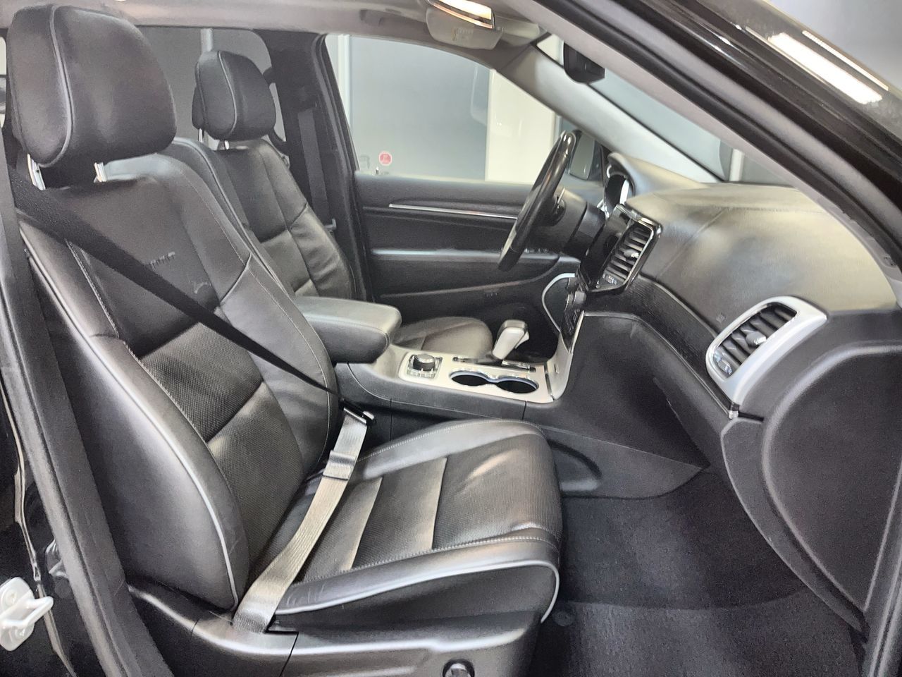 2020 Jeep Grand Cherokee 4X4 in Regina, Saskatchewan