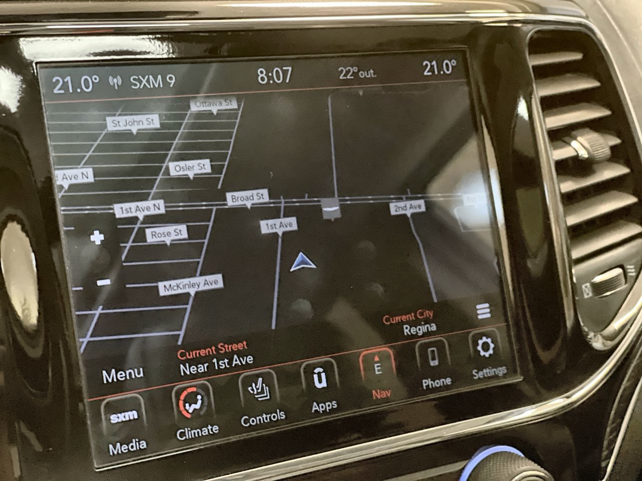 2020 Jeep Grand Cherokee 4X4 in Regina, Saskatchewan