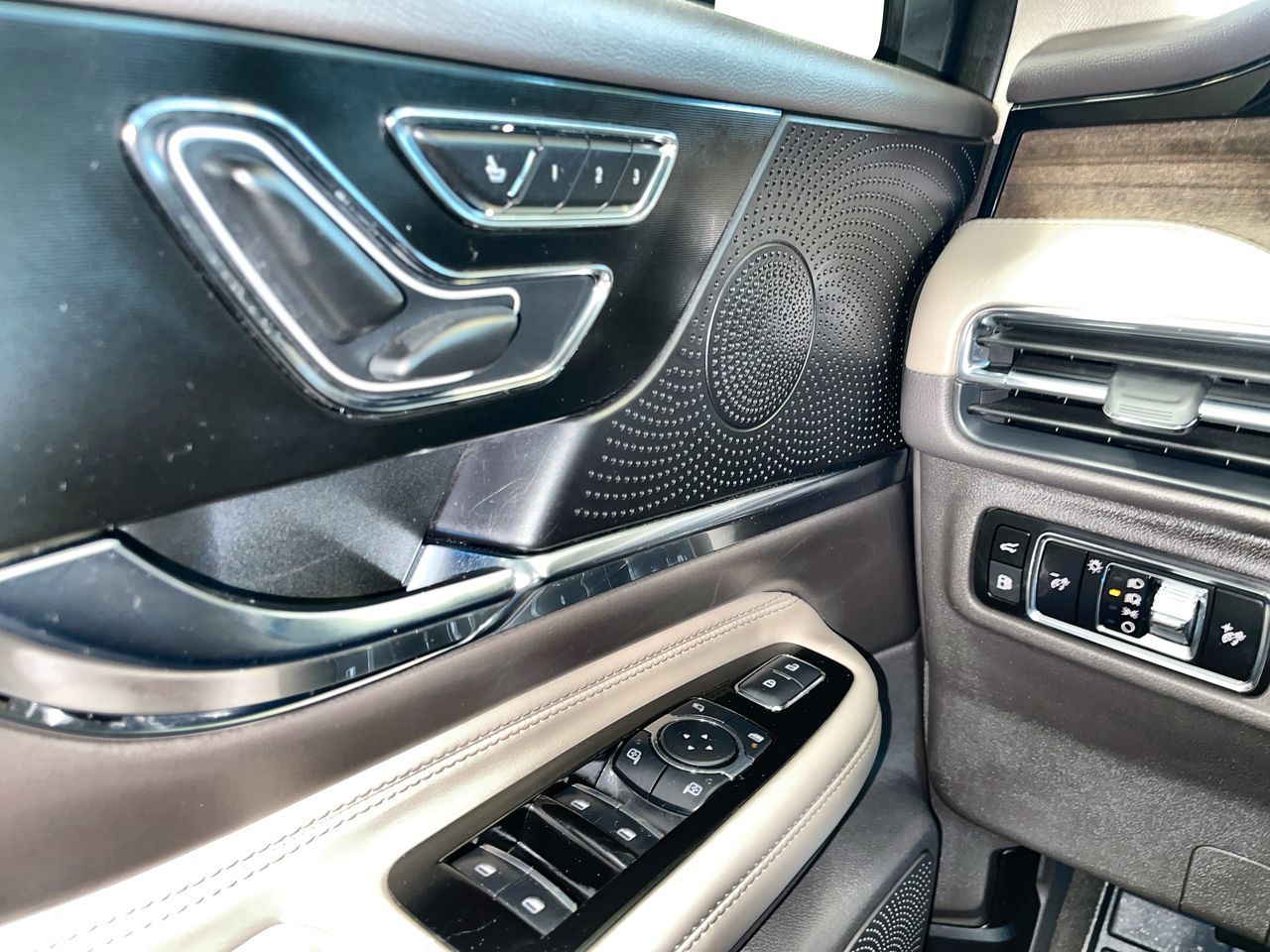 2023 Lincoln CORSAIR in Regina, Saskatchewan