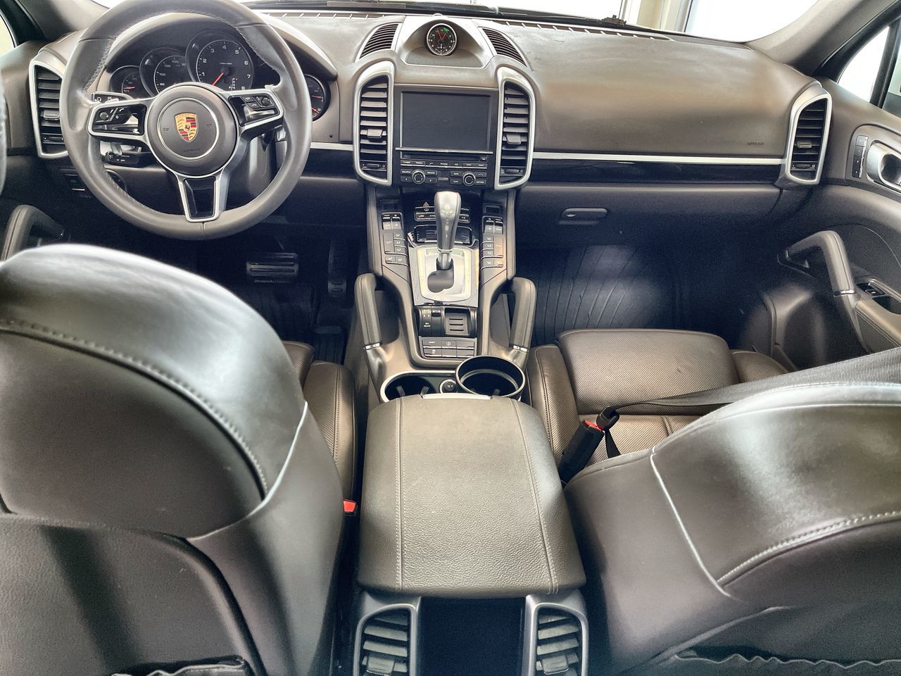 2016 Porsche Cayenne in Regina, Saskatchewan