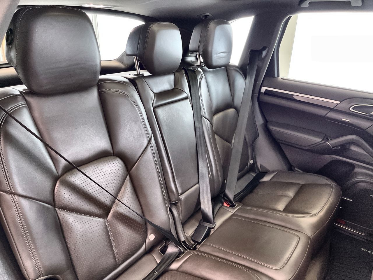 2016 Porsche Cayenne in Regina, Saskatchewan