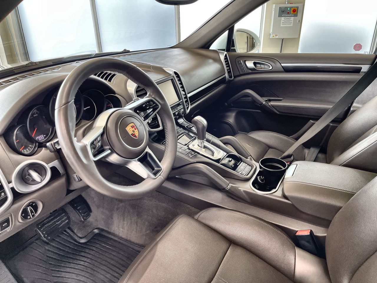 2016 Porsche Cayenne in Regina, Saskatchewan