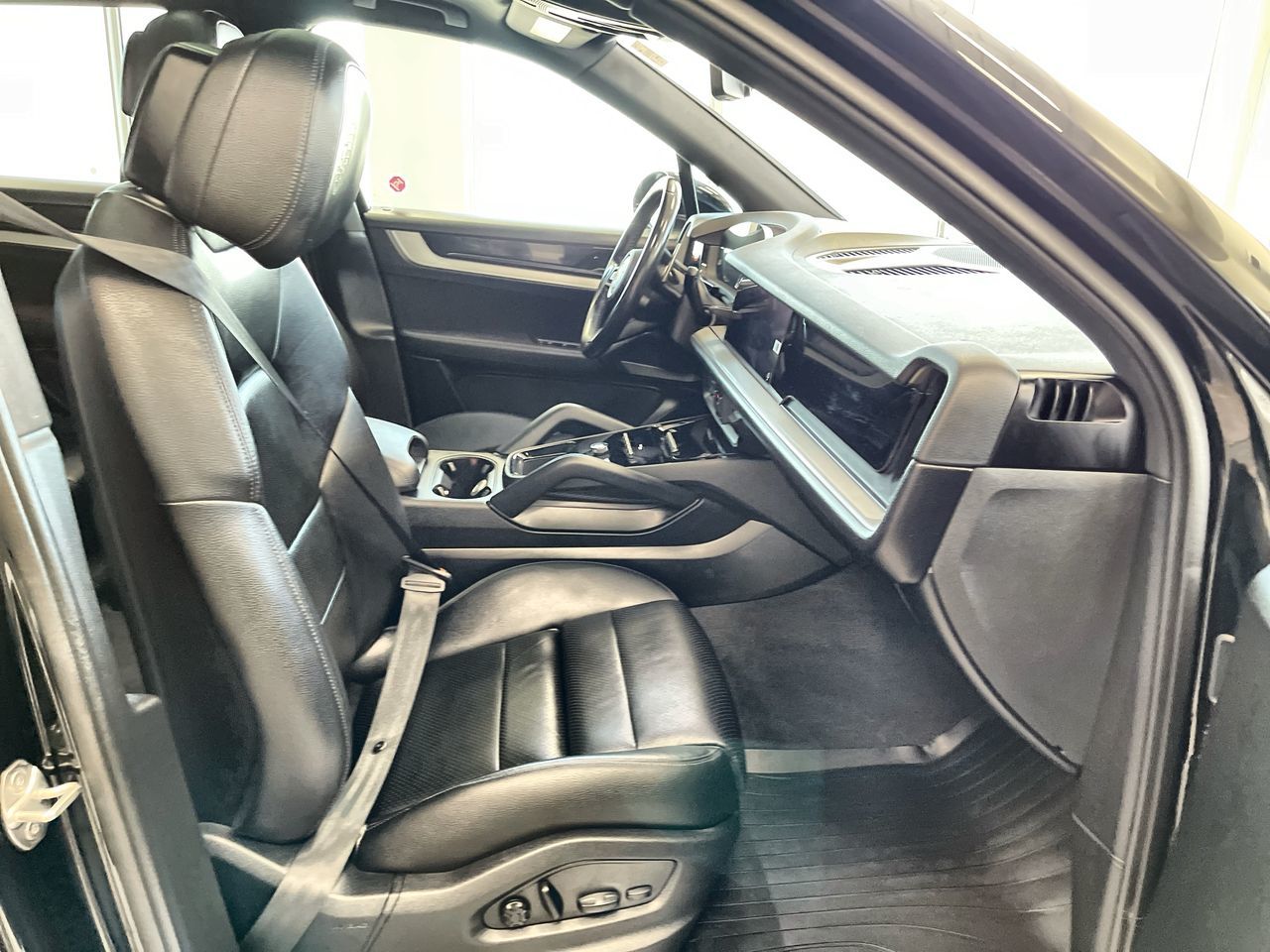 2024 Porsche Cayenne