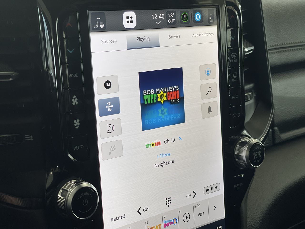 2022 Ram RAM 1500 Crew Cab 4x4 (DT)