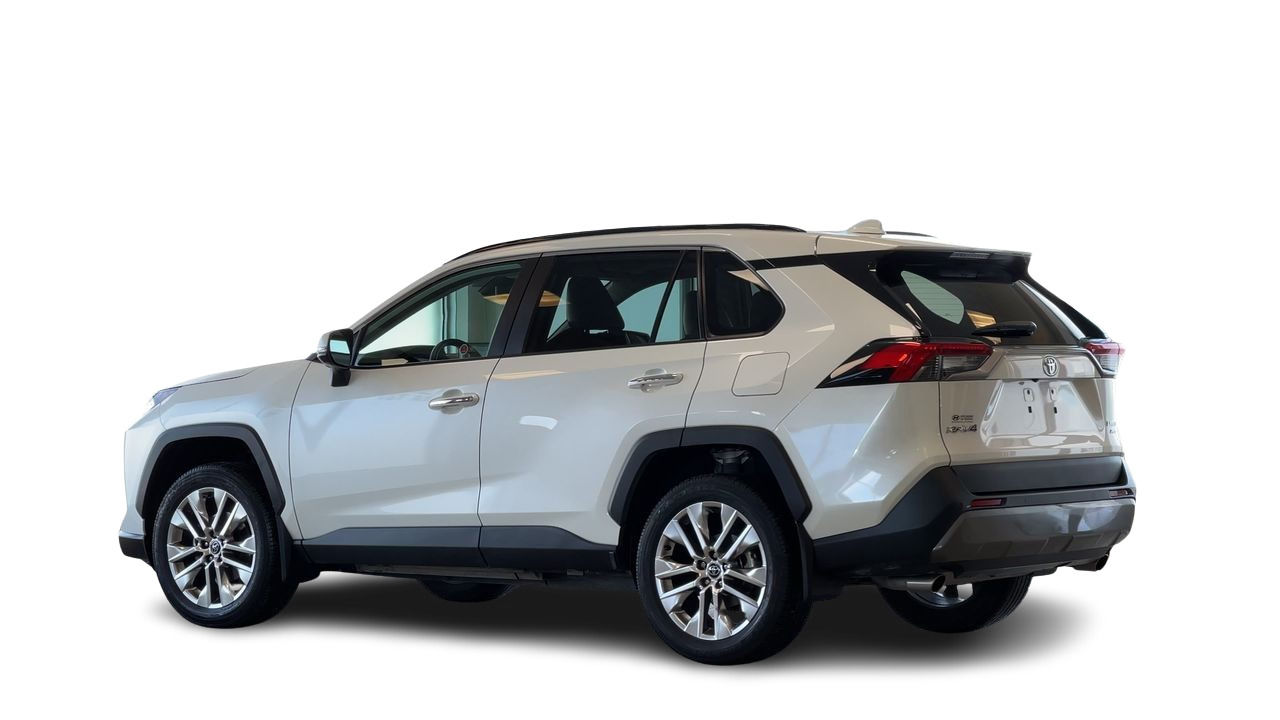 Toyota RAV4  2021 à Regina, Saskatchewan