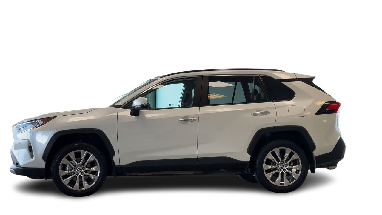 Toyota RAV4  2021 à Regina, Saskatchewan