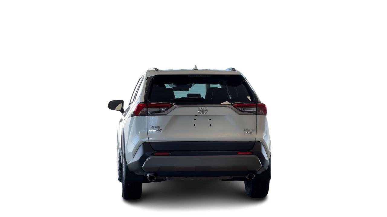 Toyota RAV4  2021 à Regina, Saskatchewan