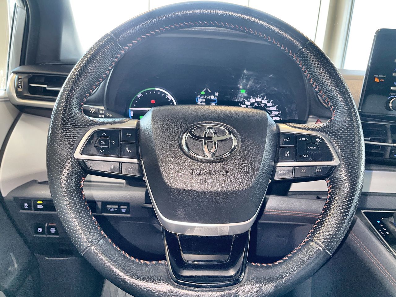 2022 Toyota Sienna Hybrid in Regina, Saskatchewan