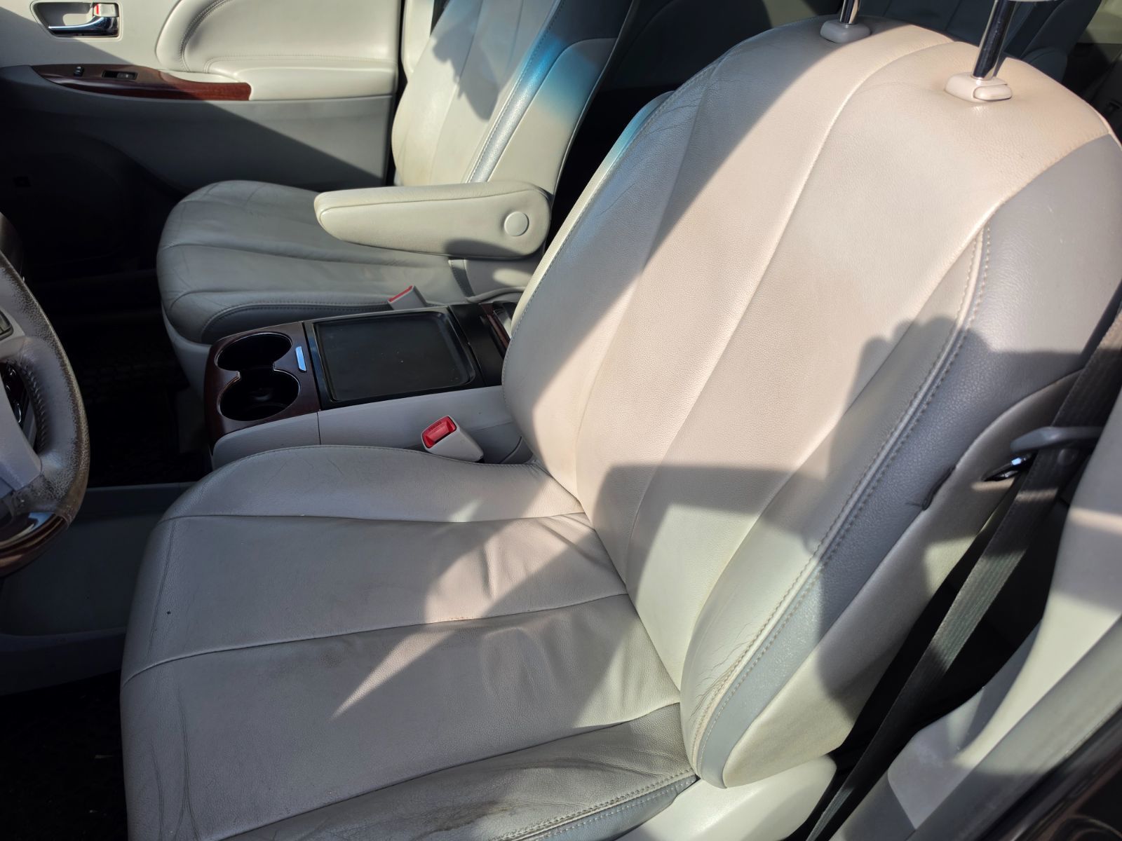 2012 Toyota Sienna