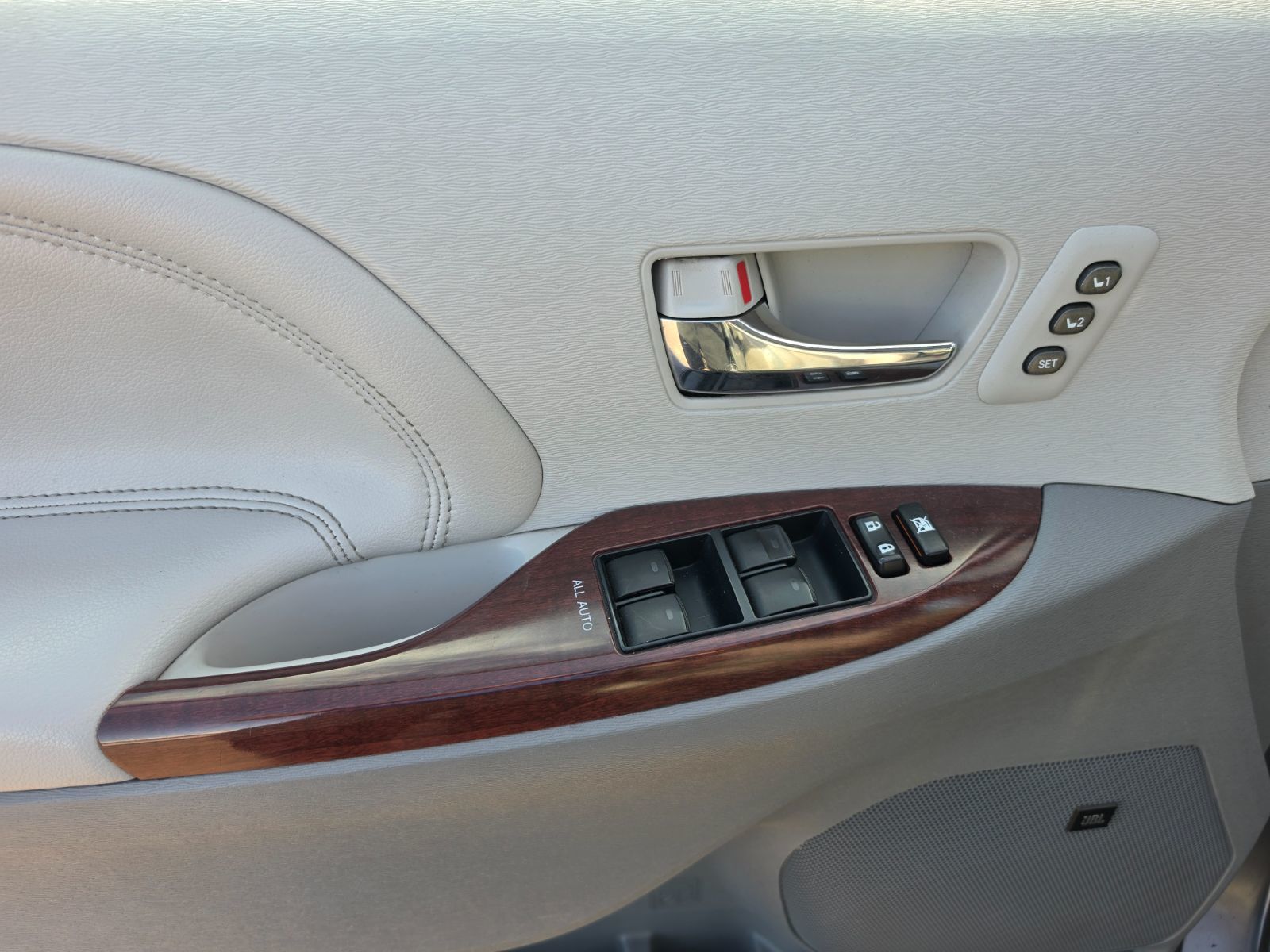 2012 Toyota Sienna