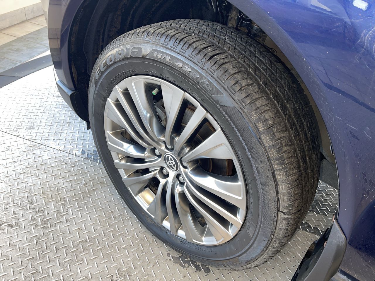 2021 Toyota VENZA HYBRID