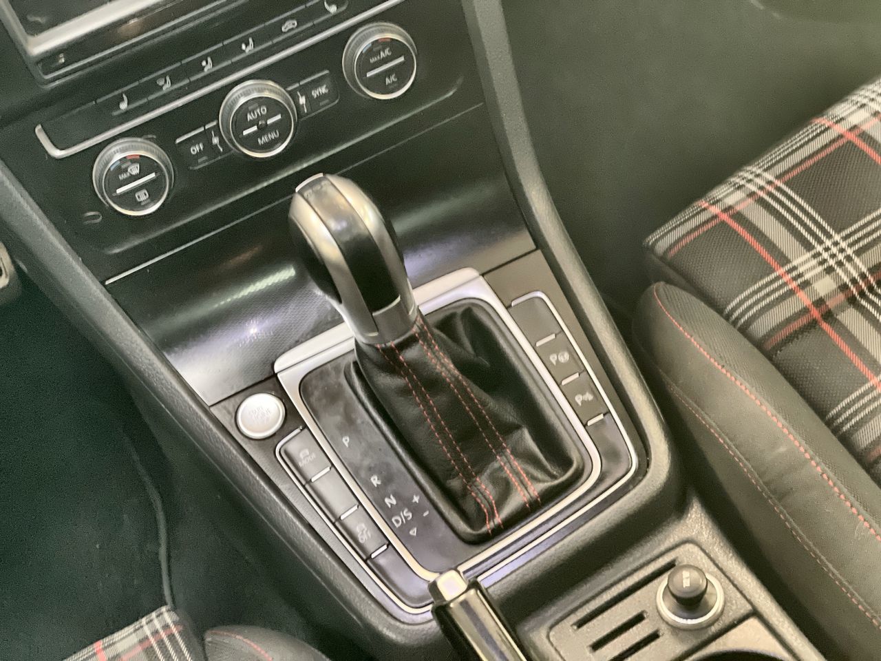 2016 Volkswagen Golf GTI