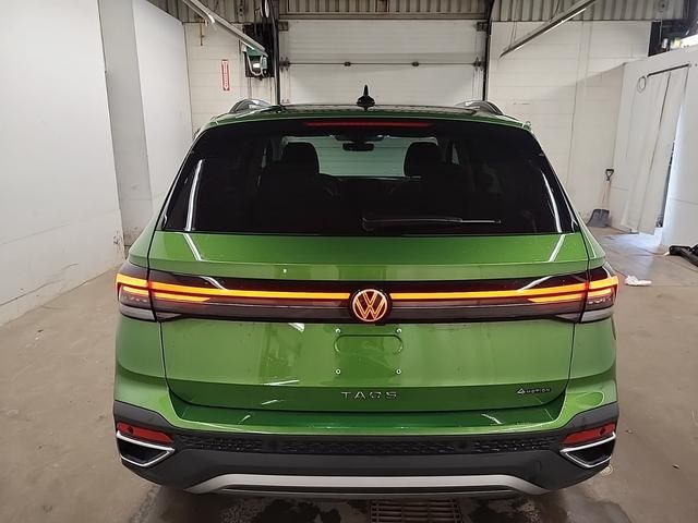 2025 Volkswagen Taos
