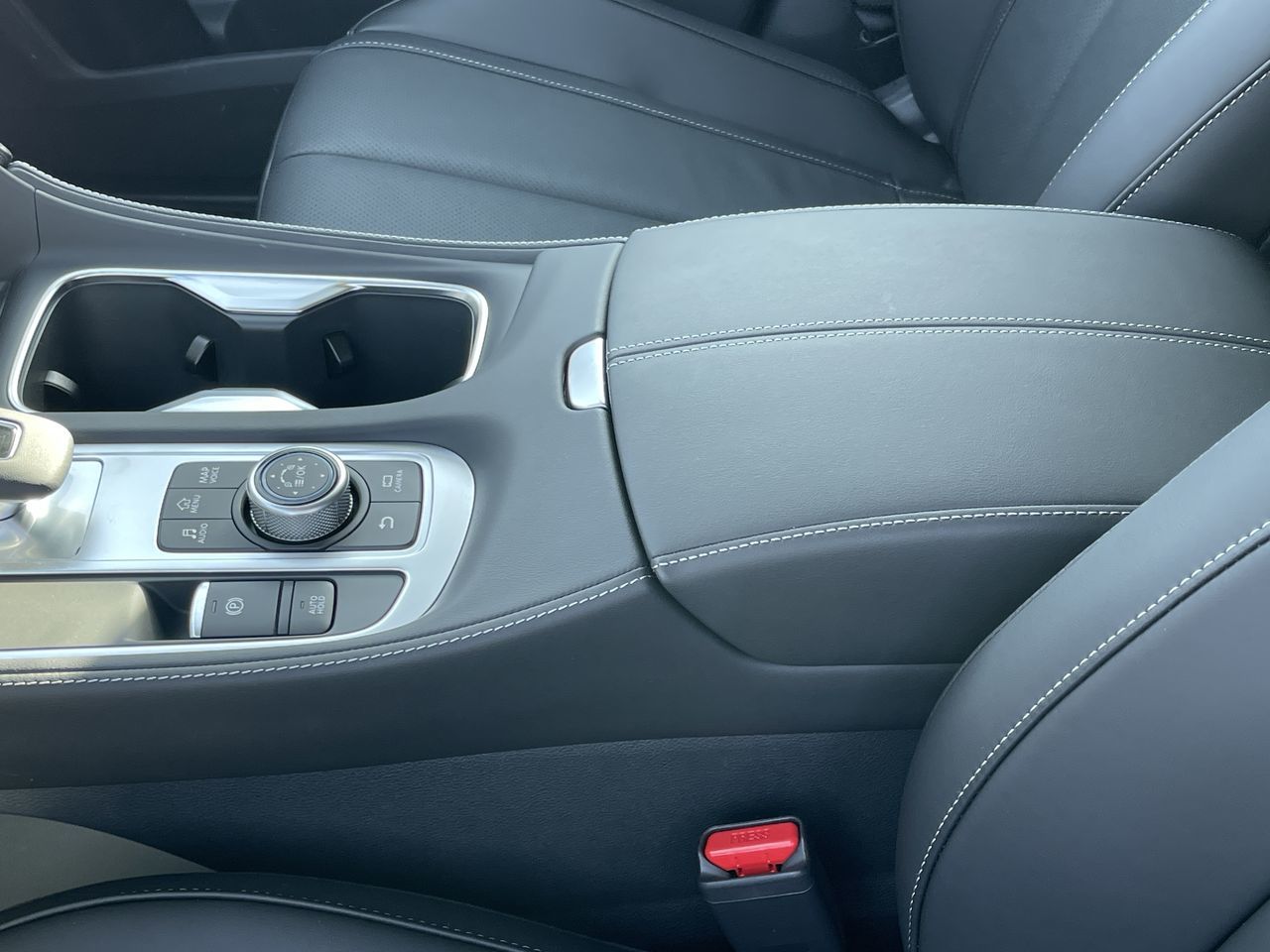 2025 Infiniti QX60 in North Vancouver, British Columbia