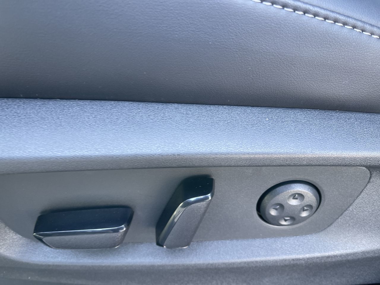2025 Infiniti QX60 in North Vancouver, British Columbia