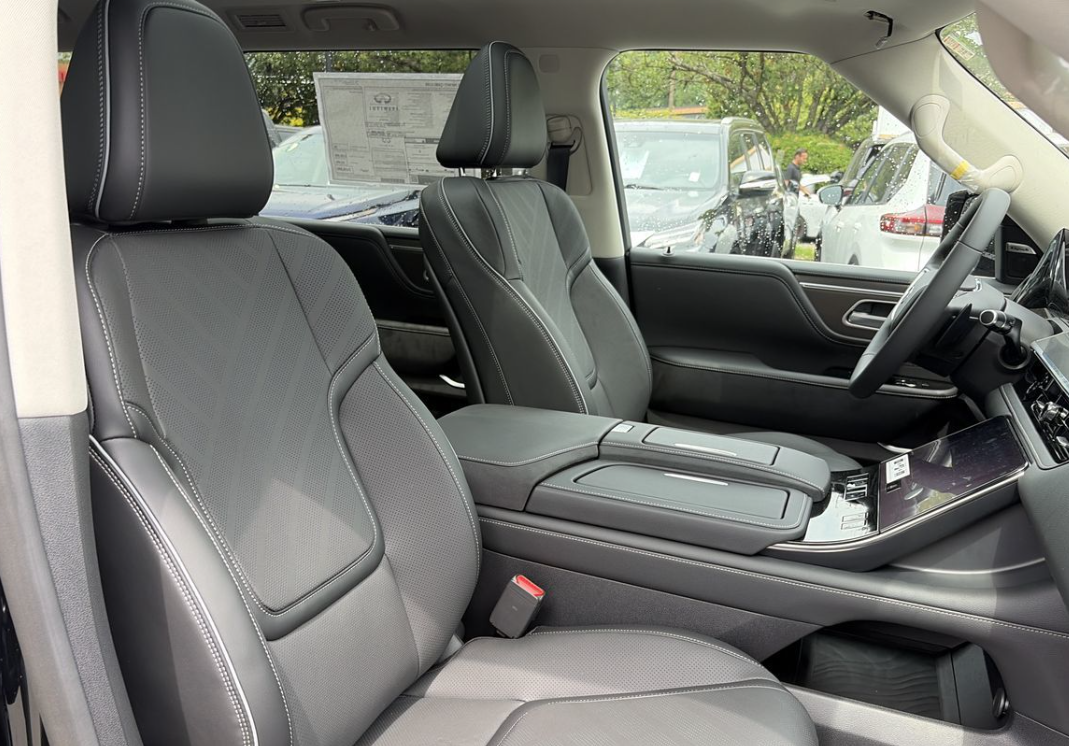 2026 Infiniti QX80 in North Vancouver, British Columbia