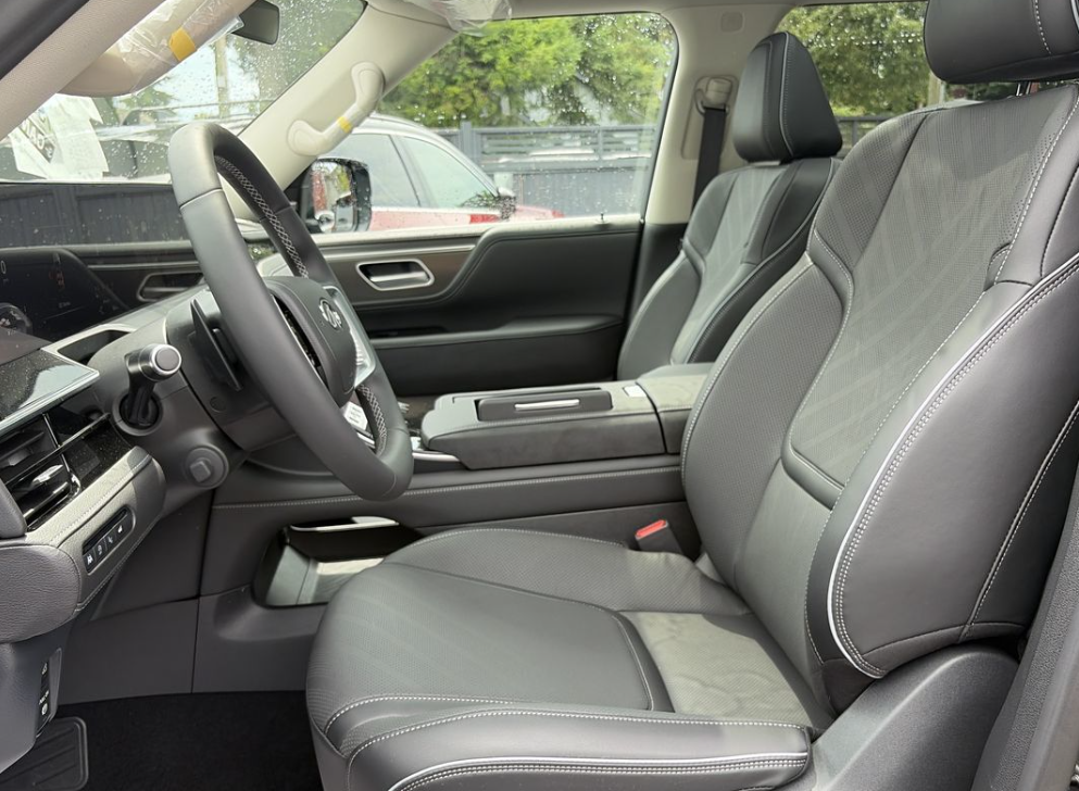 2026 Infiniti QX80 in North Vancouver, British Columbia