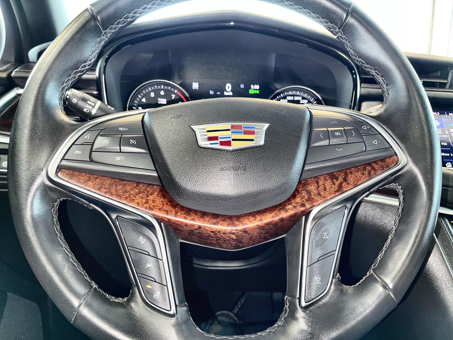 2022 Cadillac XT5 in Regina, Saskatchewan