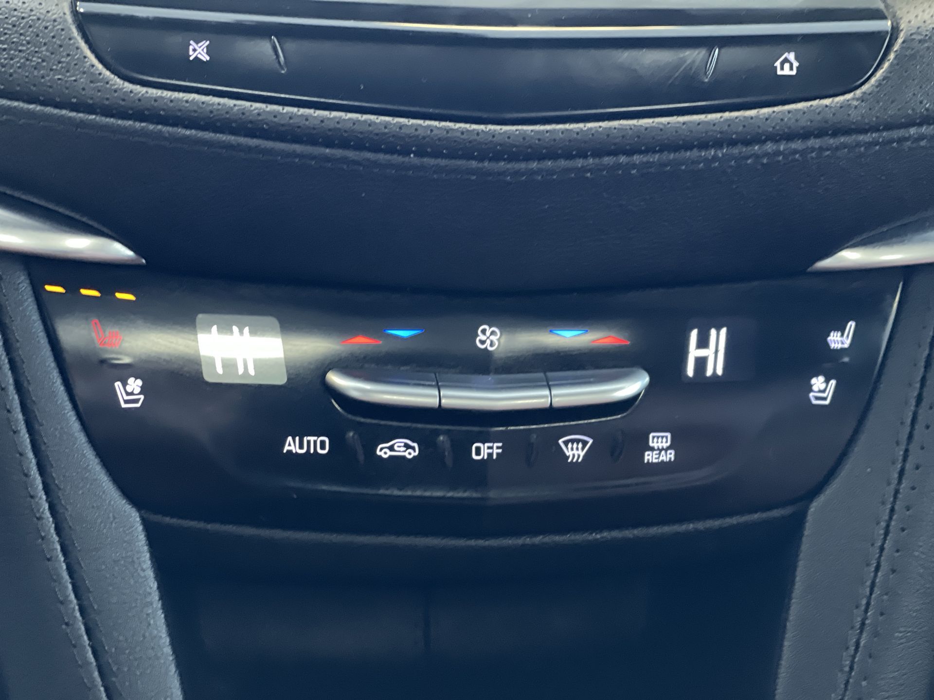 2022 Cadillac XT5 in Regina, Saskatchewan