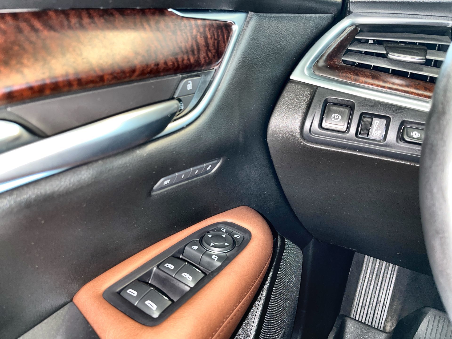 2022 Cadillac XT5 in Regina, Saskatchewan