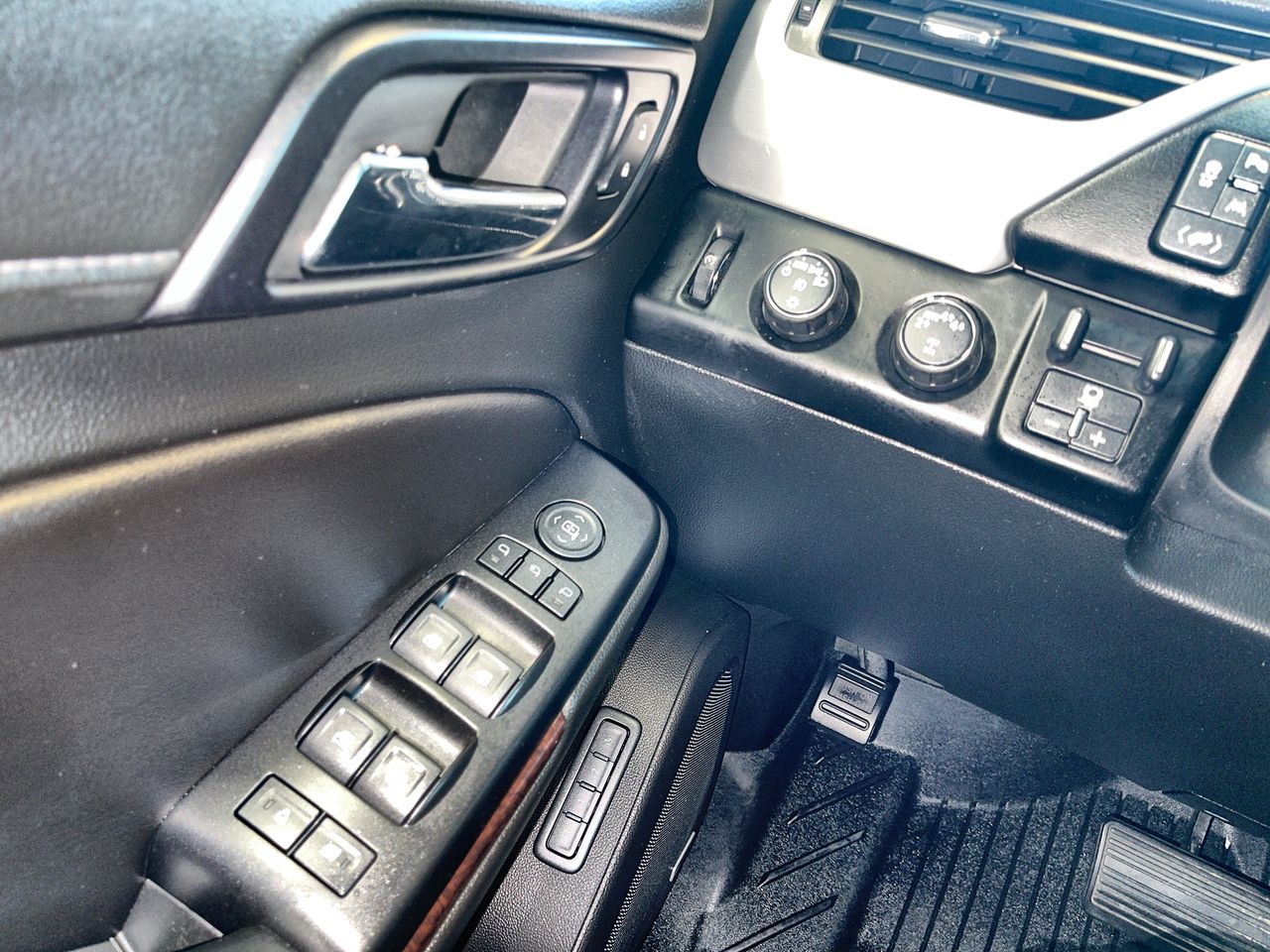 GMC Yukon XL  2018 à Regina, Saskatchewan