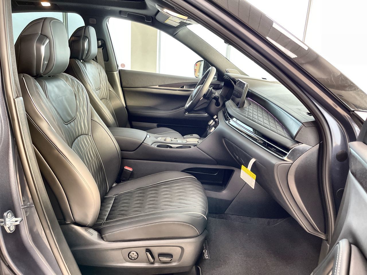 2027 Infiniti QX65