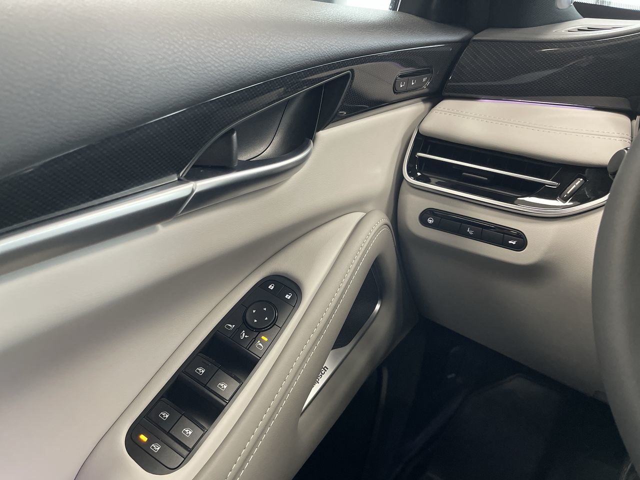 2027 Infiniti QX65