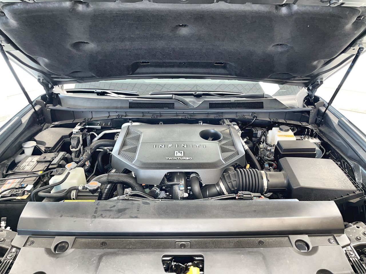 2025 Infiniti QX80 in Regina, Saskatchewan