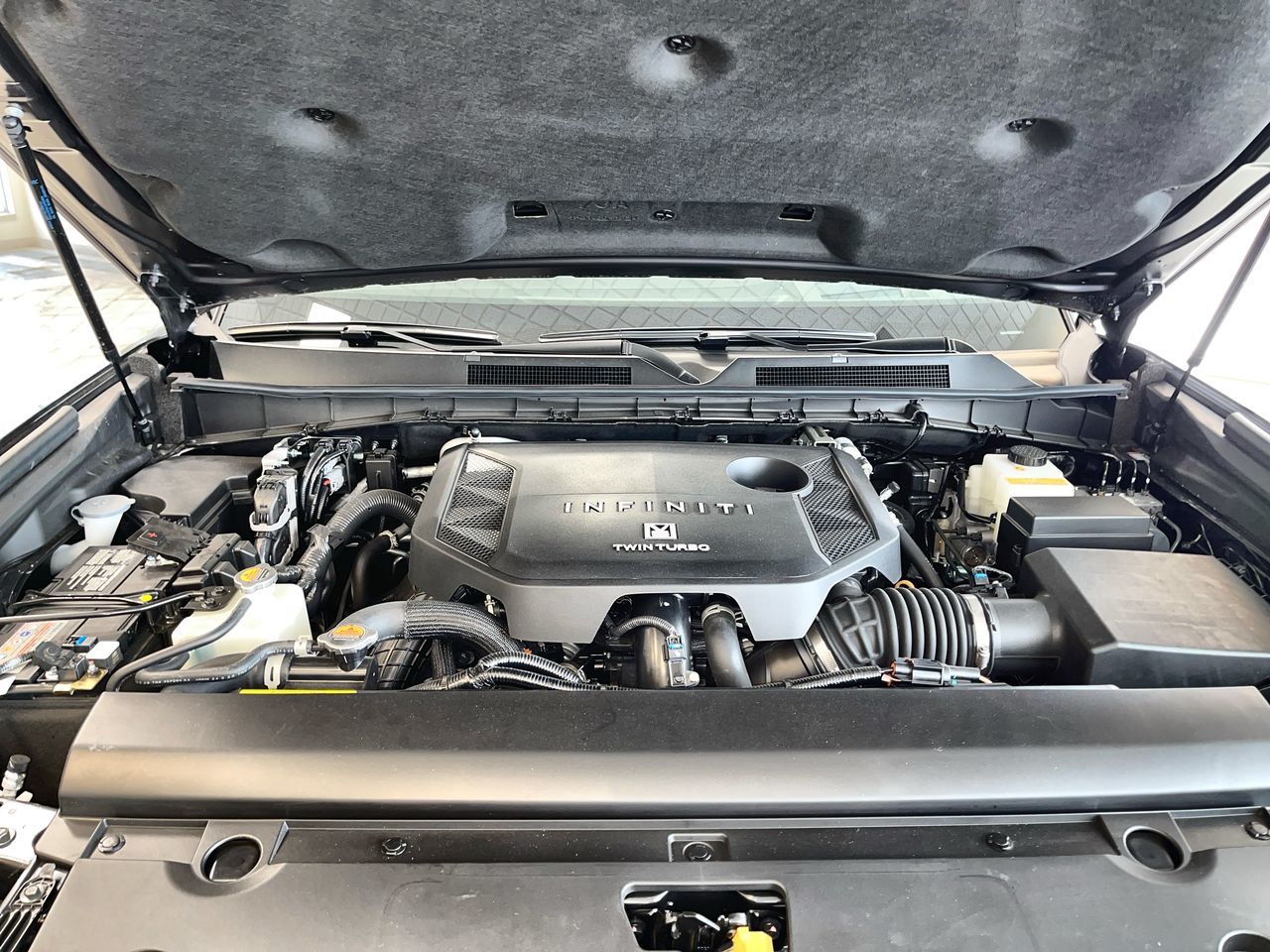 2025 Infiniti QX80 in Regina, Saskatchewan