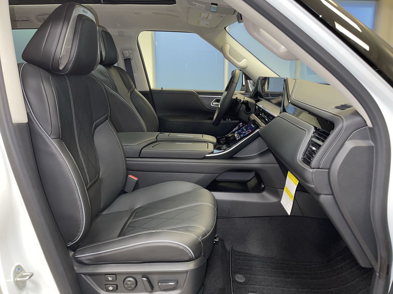 2025 Infiniti QX80 in Regina, Saskatchewan