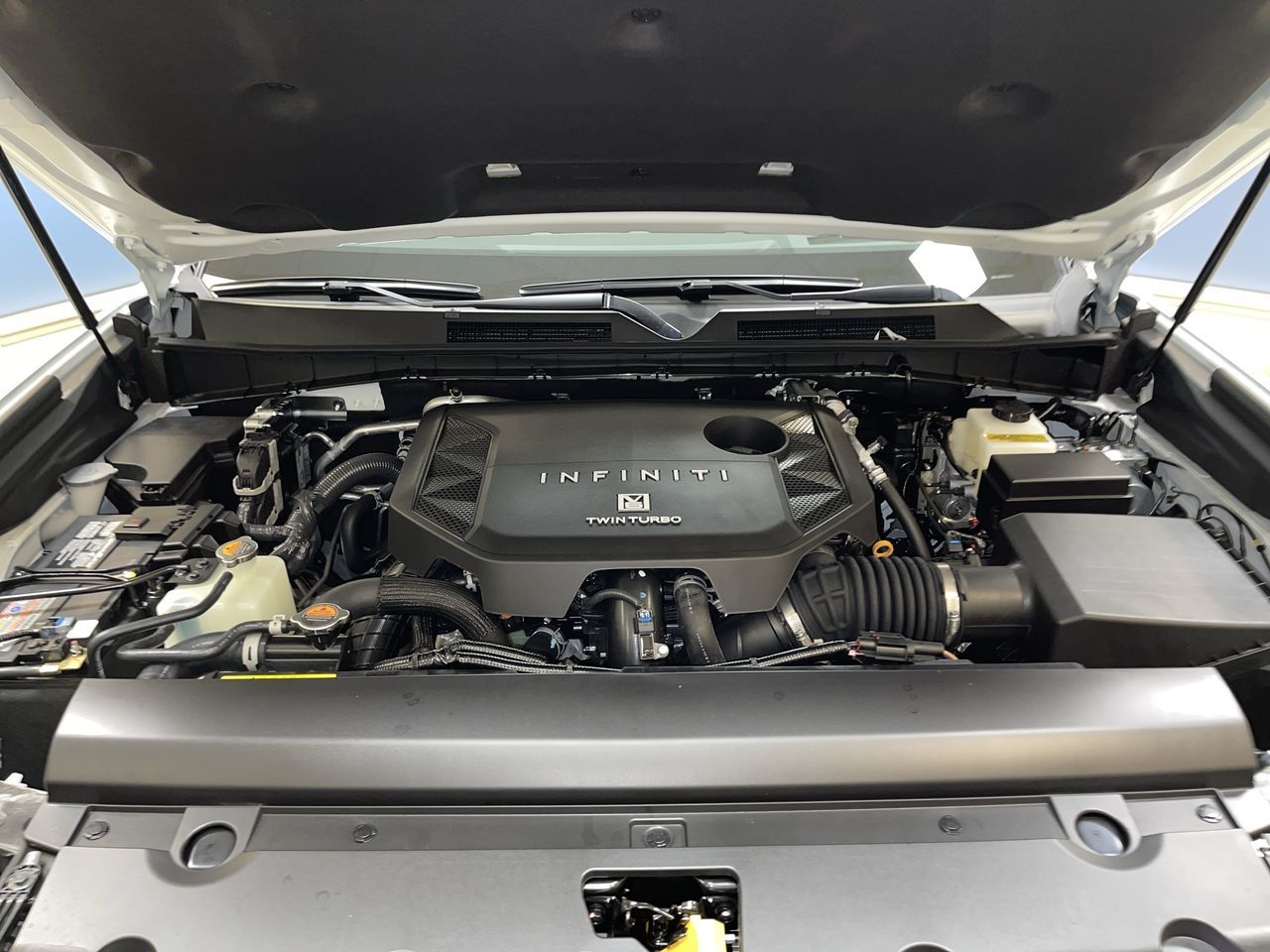 2025 Infiniti QX80 in Regina, Saskatchewan
