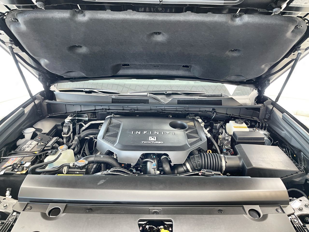 2025 Infiniti QX80 in Regina, Saskatchewan
