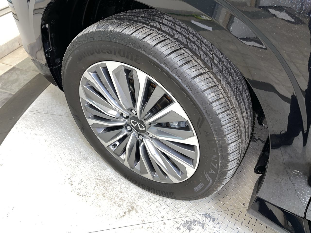2025 Infiniti QX80