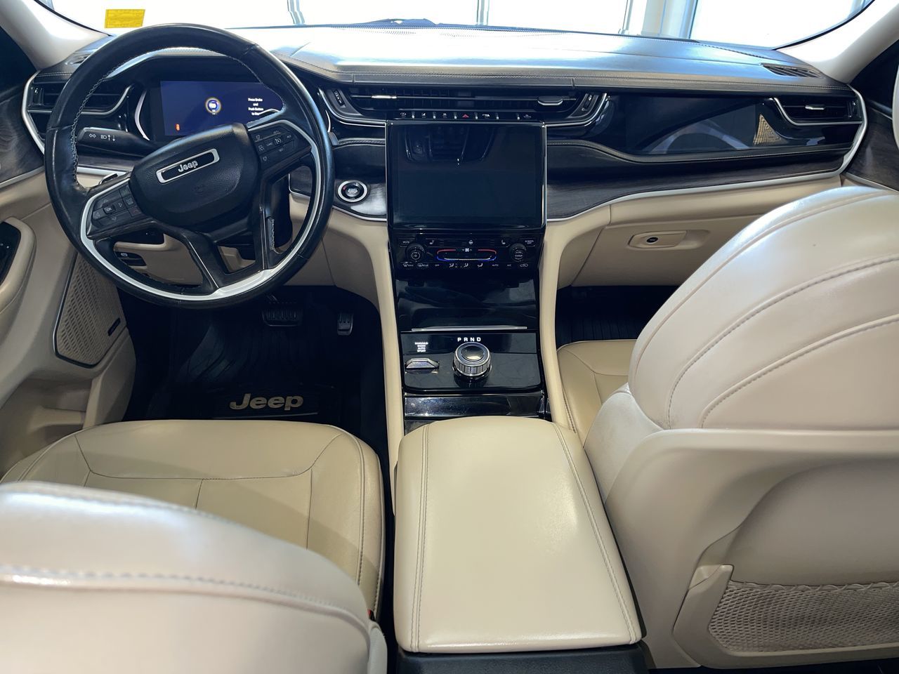 2022 Jeep Grand Cherokee 4X4 in Regina, Saskatchewan