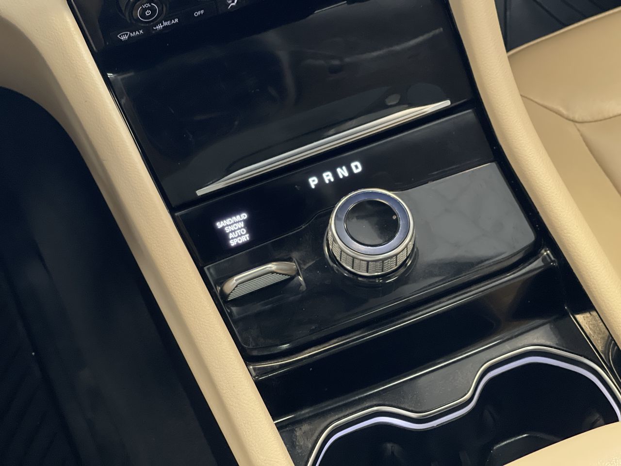 2022 Jeep Grand Cherokee 4X4 in Regina, Saskatchewan