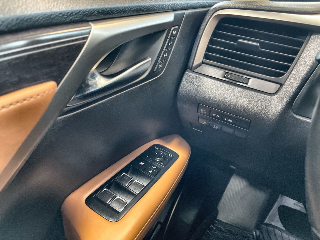 Lexus RX L  2021 à Regina, Saskatchewan