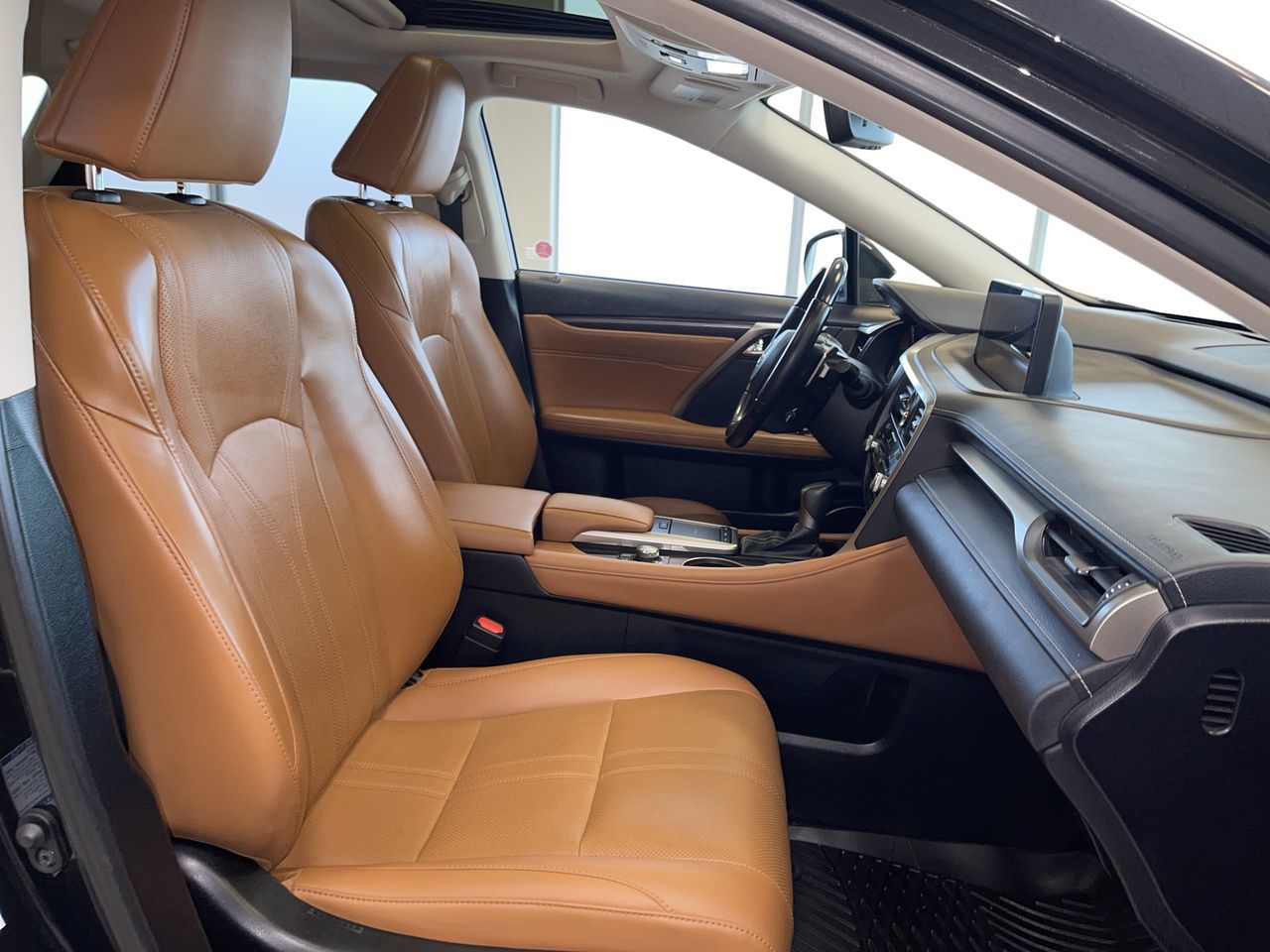 Lexus RX L  2021 à Regina, Saskatchewan