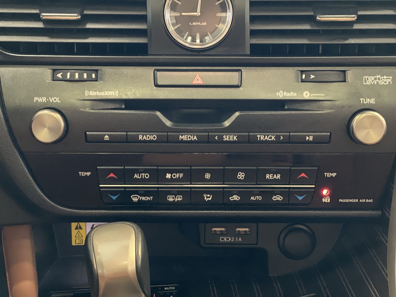 Lexus RX L  2021 à Regina, Saskatchewan