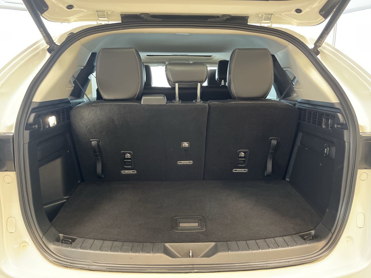 2025 Mazda CX-90 MHEV