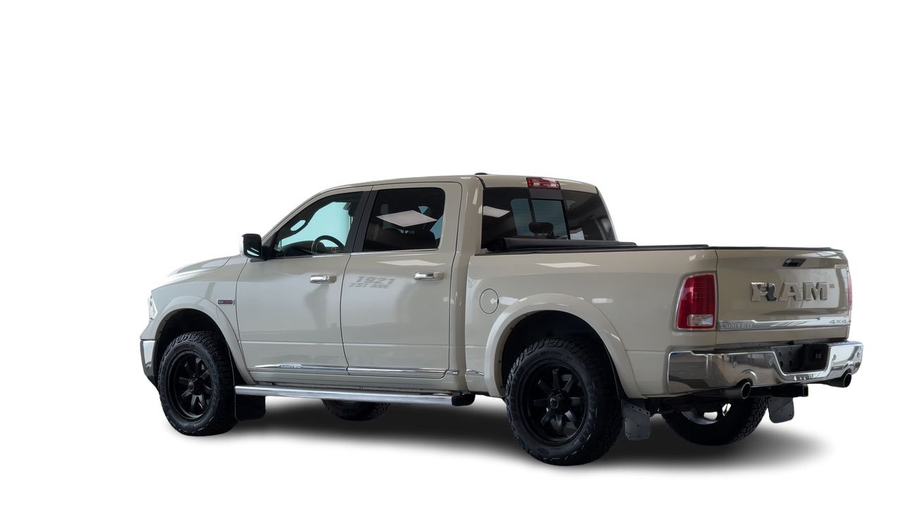 Ram RAM 1500 Crew Cab 4x4  2017 à Regina, Saskatchewan