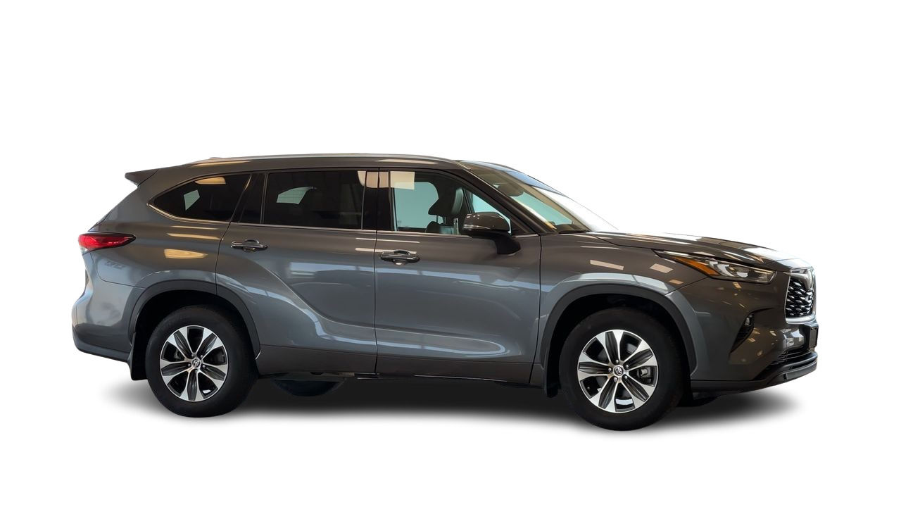 2020 Toyota Highlander in Regina, Saskatchewan