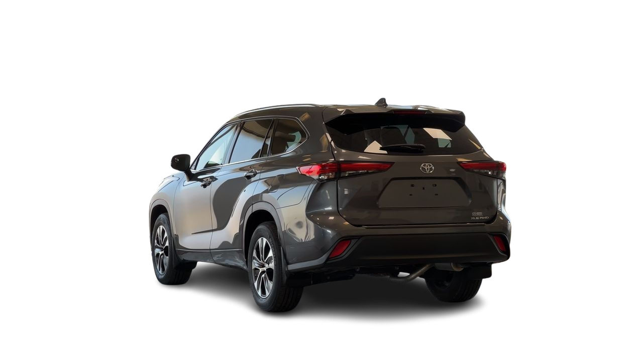 2020 Toyota Highlander in Regina, Saskatchewan