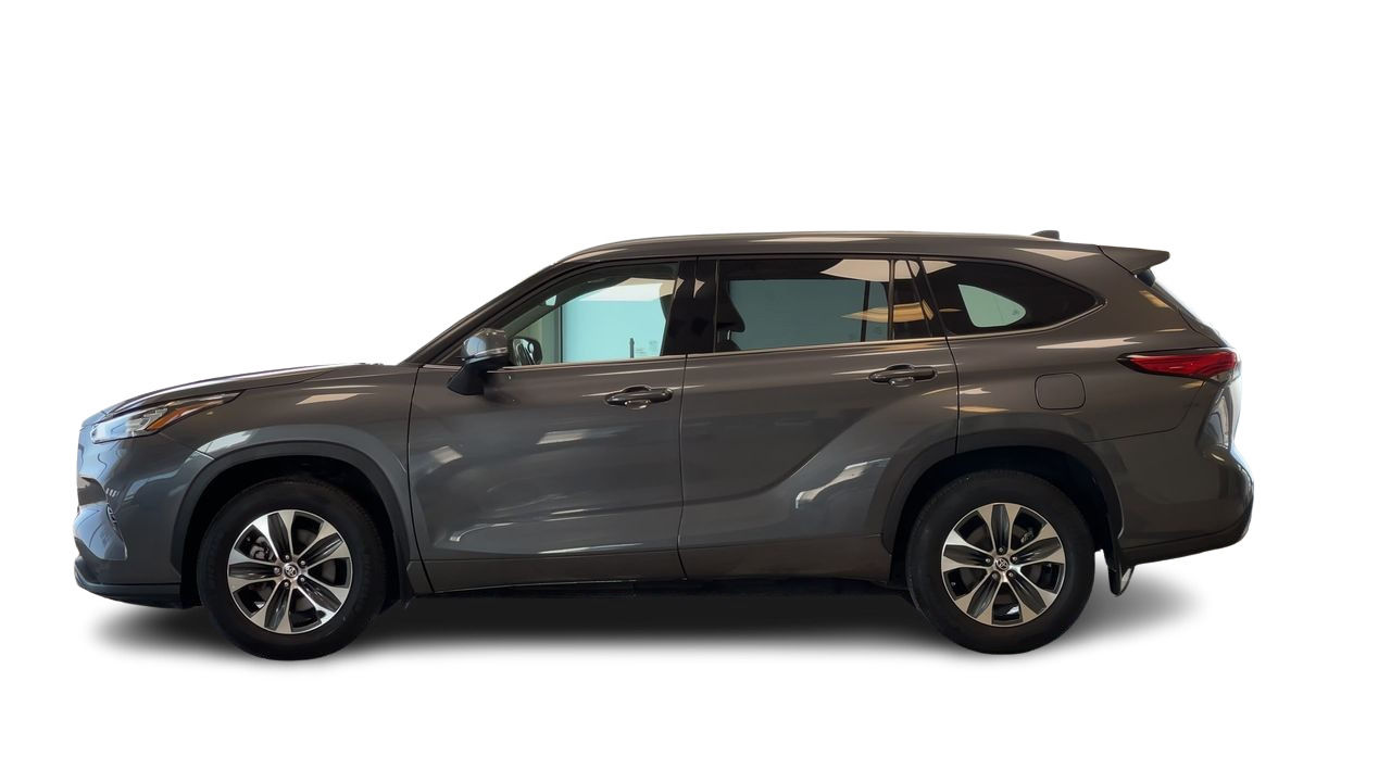 2020 Toyota Highlander in Regina, Saskatchewan